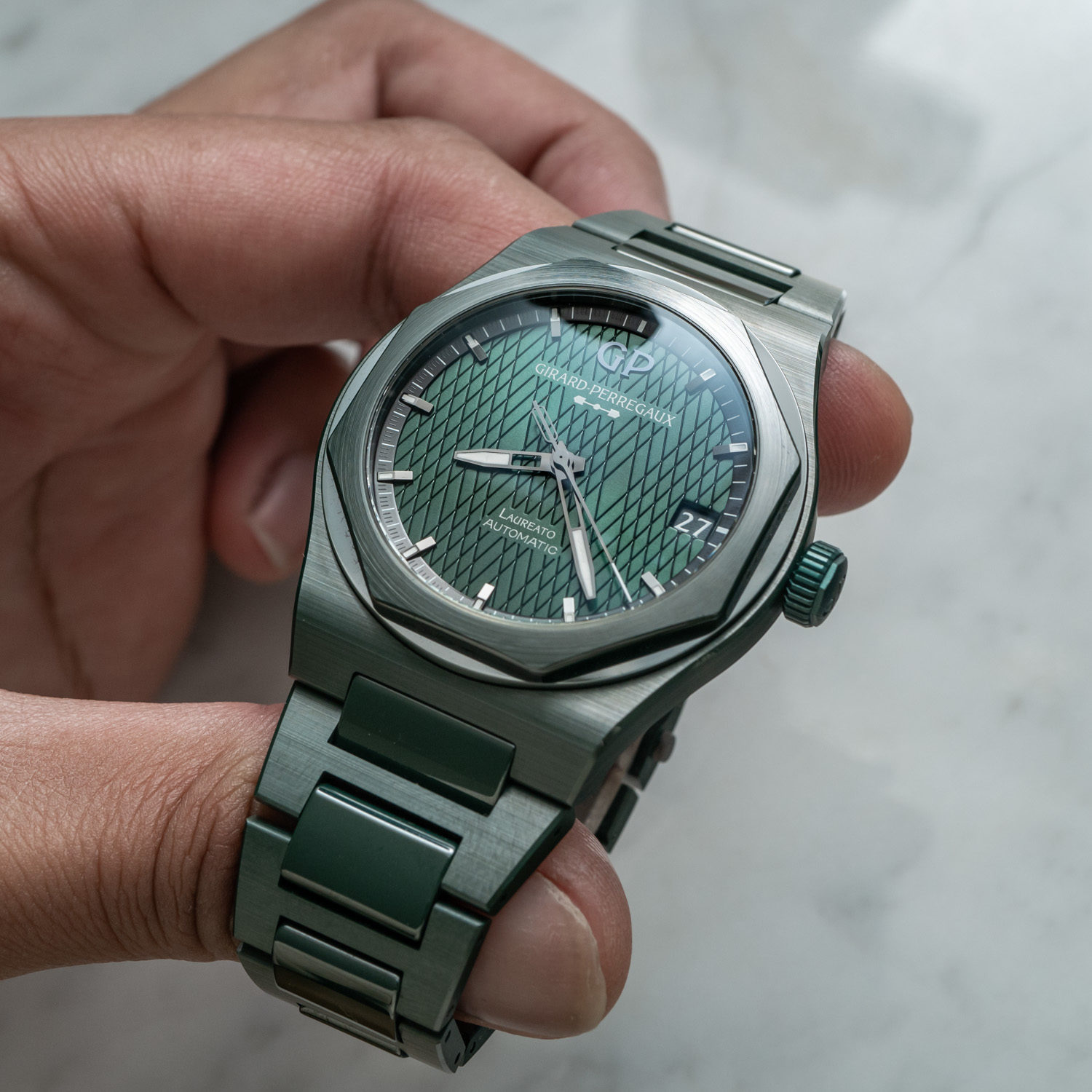 Girard-Perregaux Laureato Green Ceramic Aston Martin